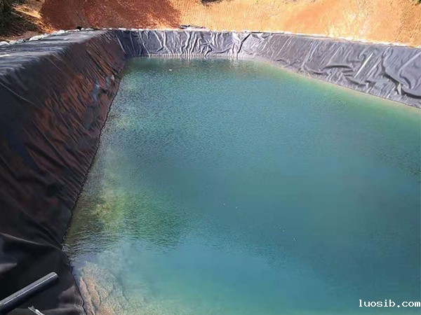 水产养殖防渗膜的摩擦性能主要表现有哪些？