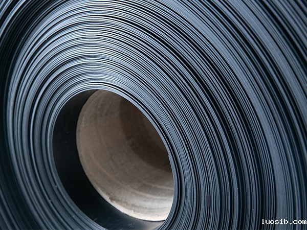   合理存放防渗土工膜讲究方式方法。