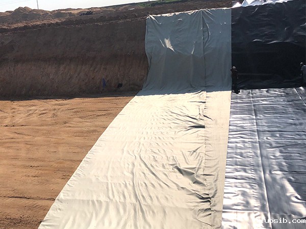 水利工程建设中需要防渗土工膜的支持