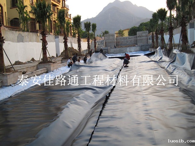 多多关注水产养殖防渗膜应用细节施工技巧