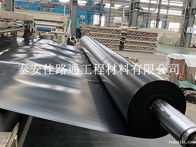 蓄水池建设使用防渗膜有哪些优势呢？