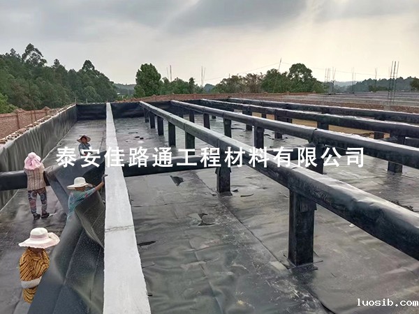 养殖防渗膜在水产养殖行业具有一定渗透性