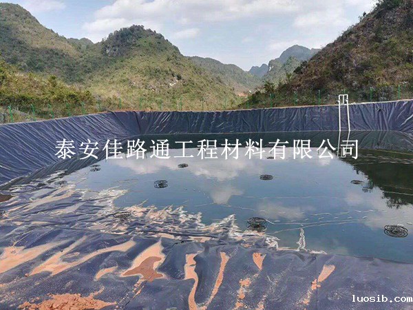 养殖防渗膜在施工过程中讲究细节