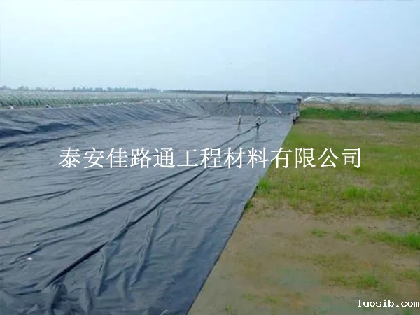 鱼虾养殖防渗膜在焊接施工中须控制其温度速度