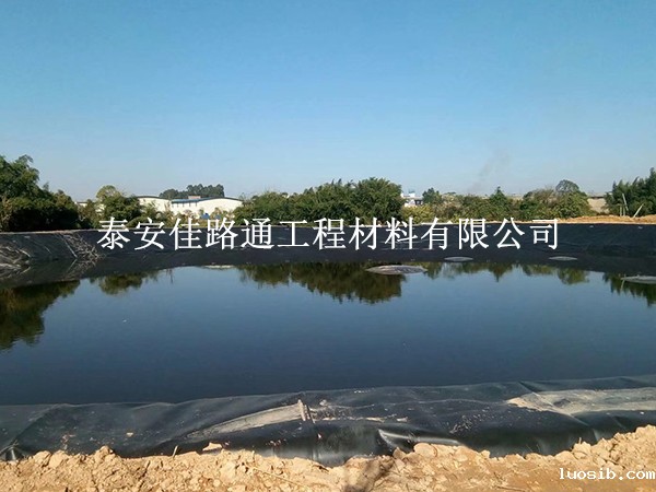 关于垃圾填埋场防渗膜有哪些施工要求？