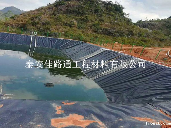 鱼塘防渗膜的铺装有四项技术要求须掌握