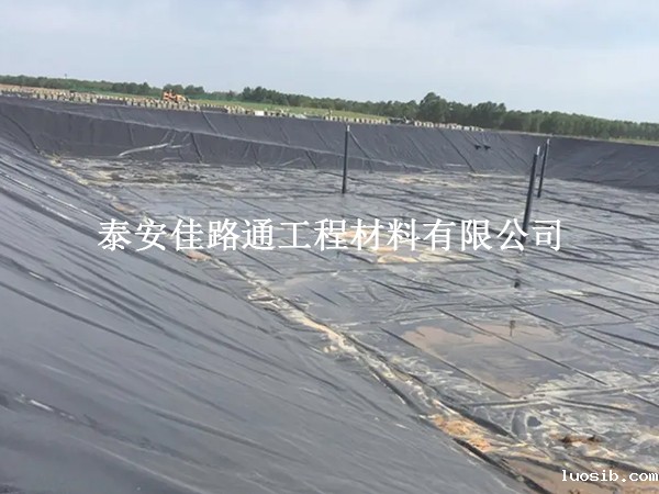 养殖防渗膜修补：绿色、高效、持久的维护理念