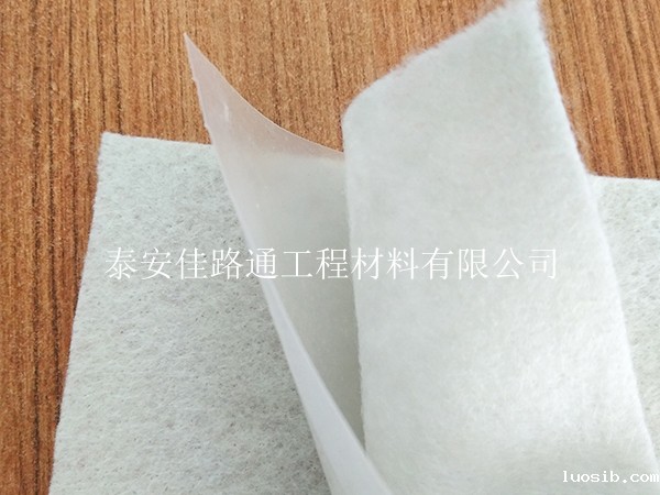 如何延缓养殖防渗膜老化速度的方式方法