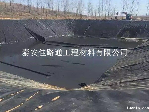 提升水产养殖防渗膜施工效率的策略