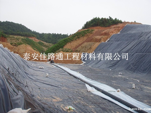 防渗膜厚度“忽厚忽薄”？根源在这里